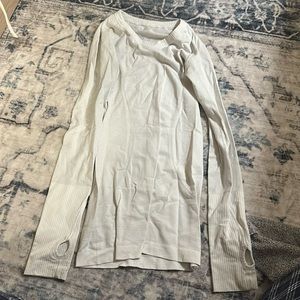 White Lululemon tight long sleeve